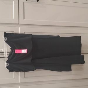 Woman's long sleeve off shoulder cotton Lily Pultizer dress